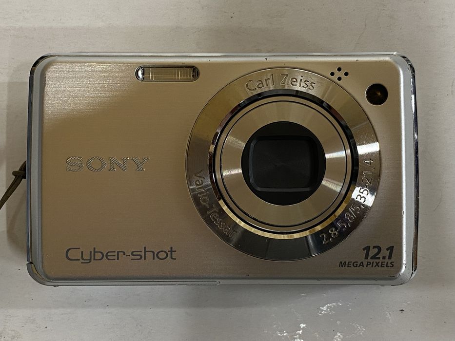 Aparat foto Sony CyberShot DSC W 220