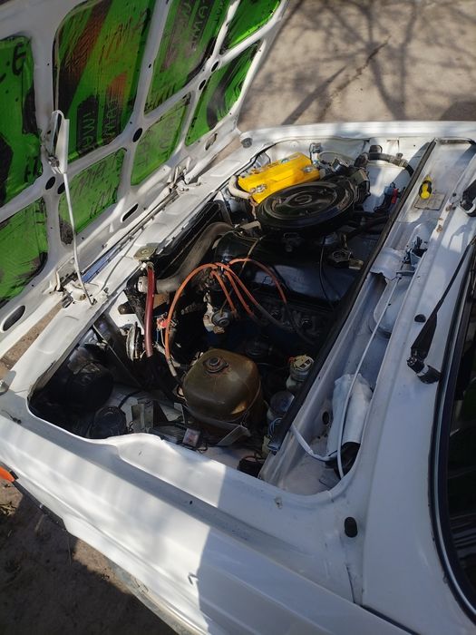 Жугули 2107.срочна сотилади