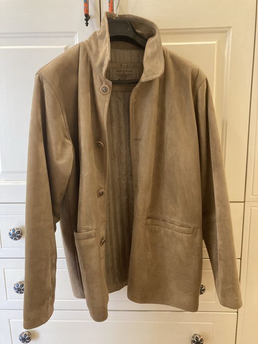 Яке тип сако Джорджо Армани.