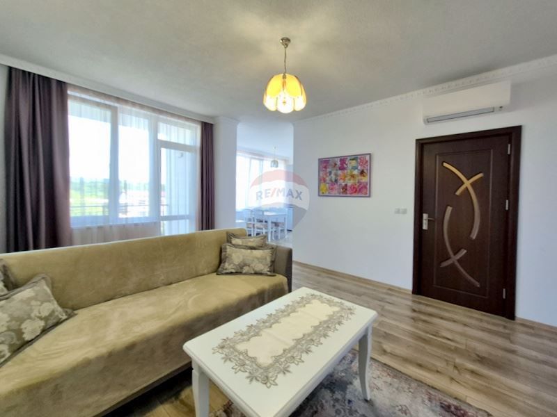 Двустаен апартамент под наем в с. Кранево, Т4103