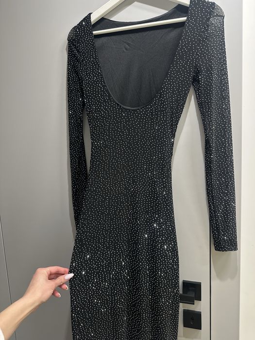 Лъскава рокля MESHKI