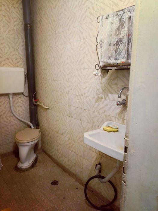 Продава се Двустаен апартамент в Стара Загора, Била - 68 кв.м за 1206 €/кв.м - Снимка #4