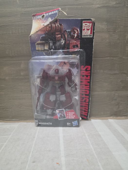 Продам оригинальные фигурки Transformers Hasbro (Starscream, Warpath,