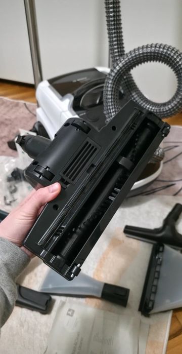 Aspirator cu spălare Bosch
