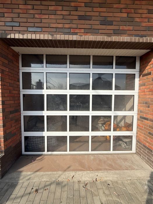 Срочно продам секционные ворота