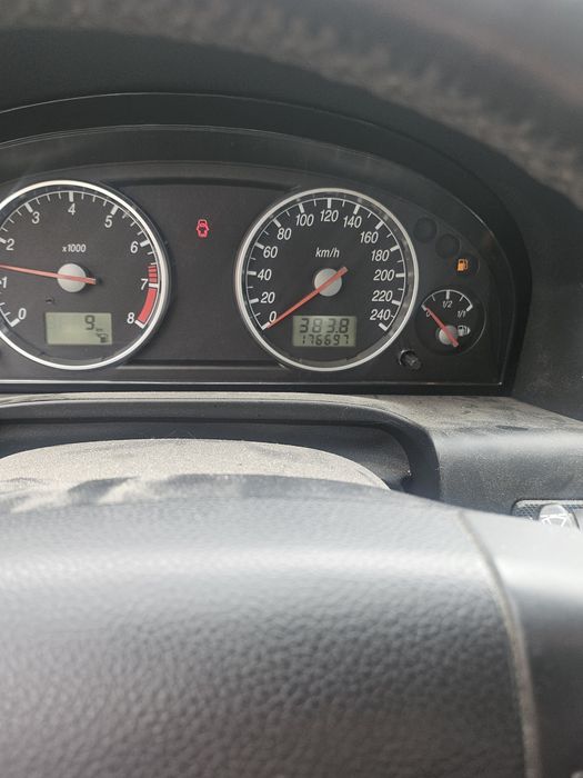 Vând ford Mondeo 1.8 benzina
