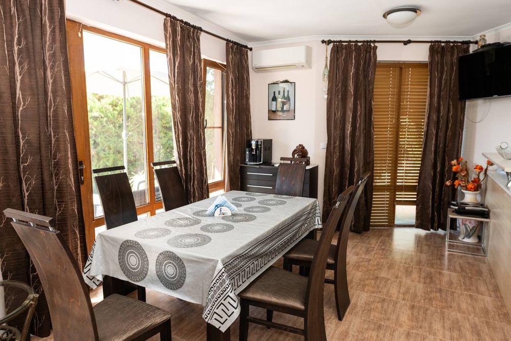 Къща под наем в Созопол