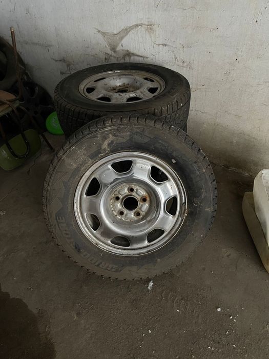 Продам диски с резиной
