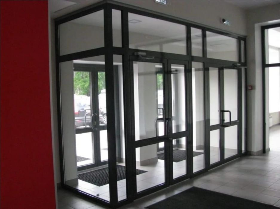Алюминиевые двери, витражи, перегородки