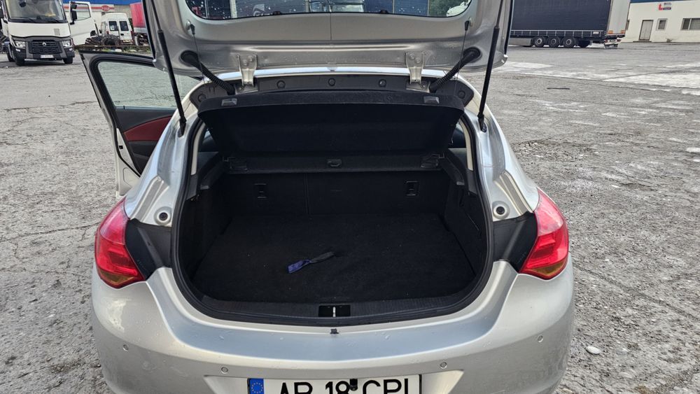 OPEL Astra 2010 — imagine 4