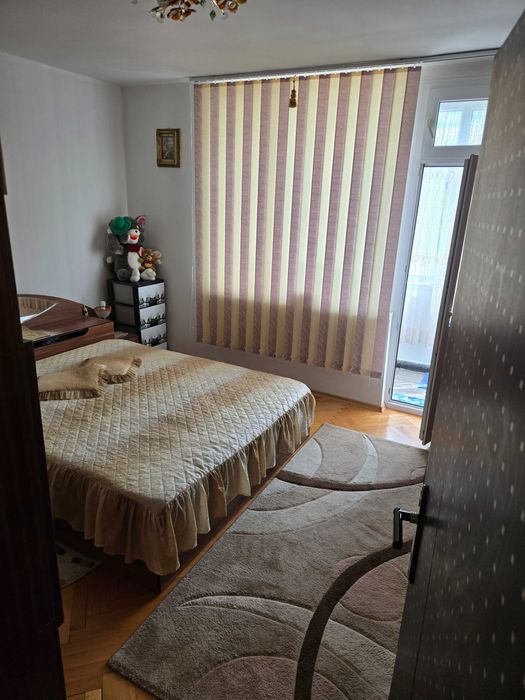 Продамам 3 ст.апартамент тухла,гр.Самоков кв.Самоково бл.1