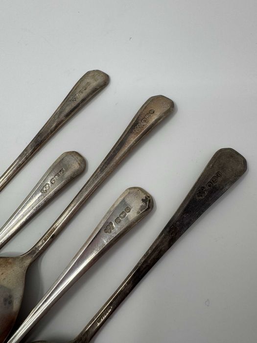 Set 5 linguri din argint marcat – Anglia – 65,83 g