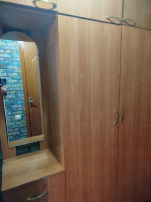 Прихожая с зеркалой