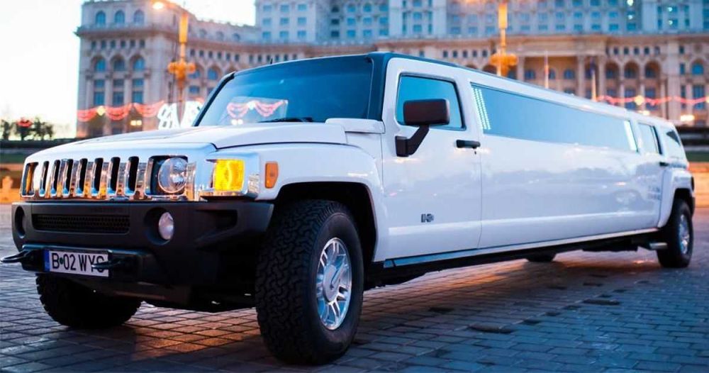 Limuzine de inchiriat / inchiriere limuzina nunta /masina decapotabila