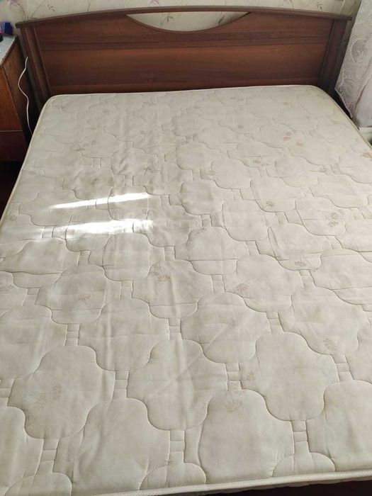 Продается кровать
