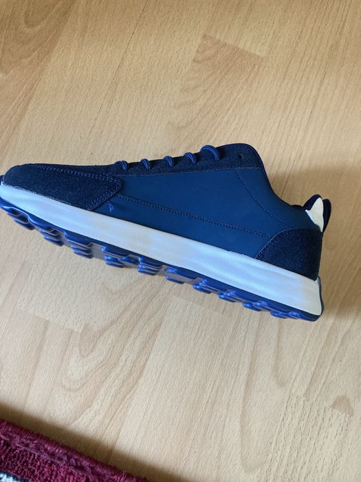 ECCO кроссовки новые!