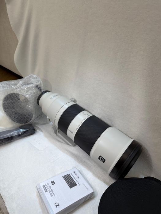 Объектив Sony FE