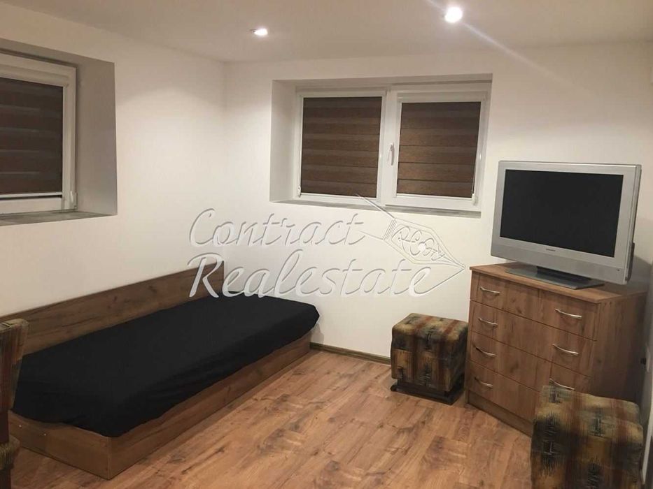 Дава се под наем Едностаен апартамент в Варна, ВИНС - 30 кв.м за 229.5 € - Снимка #1