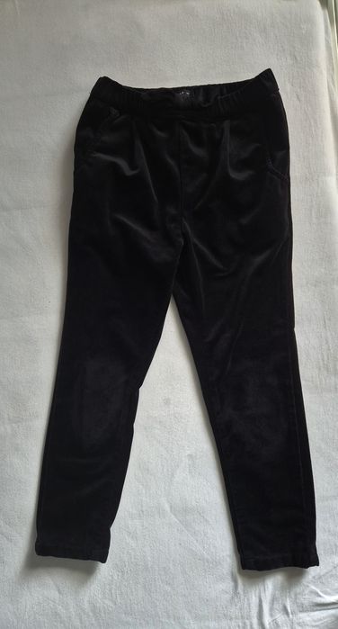 Лот дънково яке и дрешки 5-6 г.