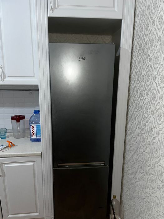 Продам холодильник Beko