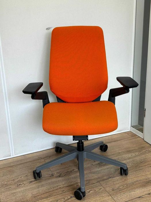Refurbished Steelcase Gesture
