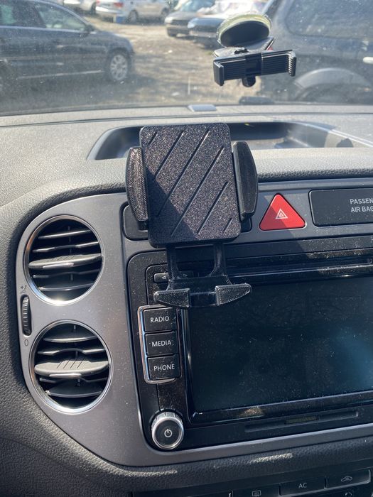 Стойка за телефон фолкваген тигуан vw tiguan