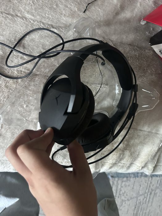 Продам наушники xyper x
