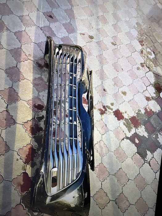 Бампер с решеткой на камри 70