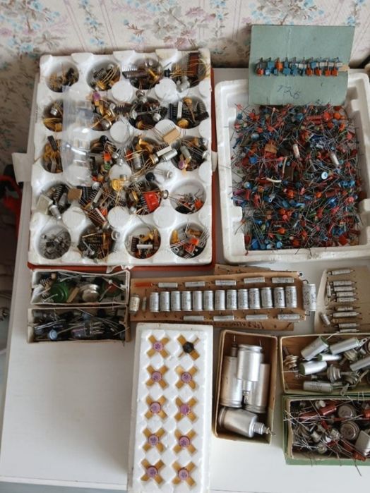 Победит, баббит, нихром, катализатор,никель, радиодетали, купим .