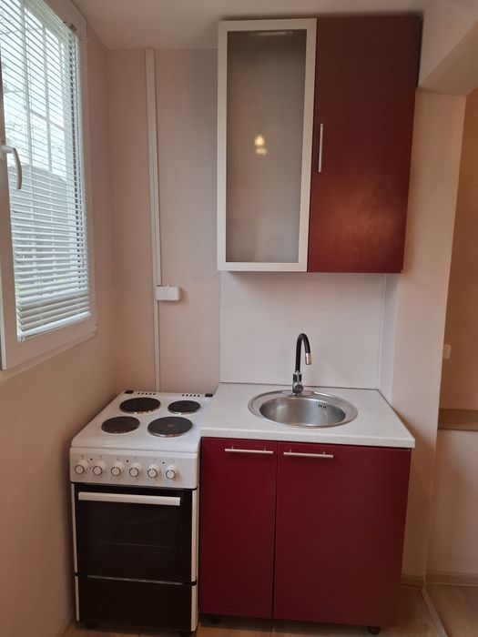 Самостоятелен апартамент,нощувки за 3-4-ма работници Надежда 2