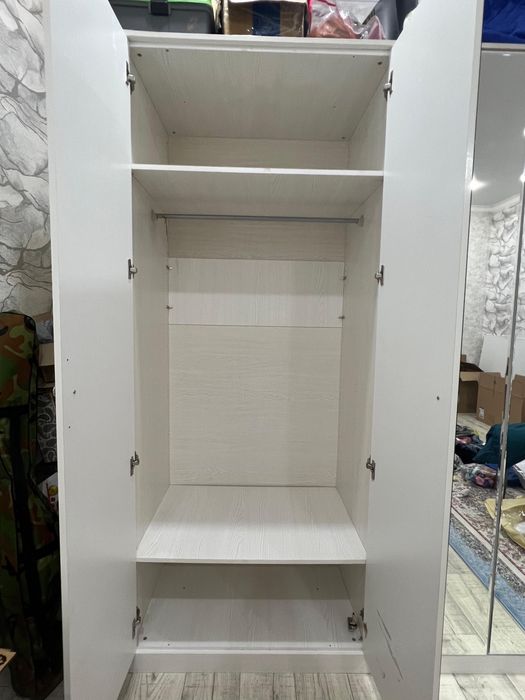 Продам       шкаф