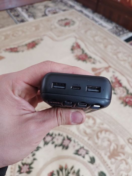 Power bank 30000 mah sotiladi!