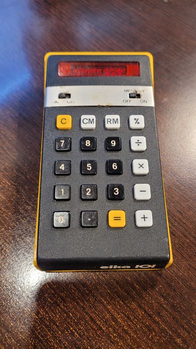 Калкулатор ретро от соца