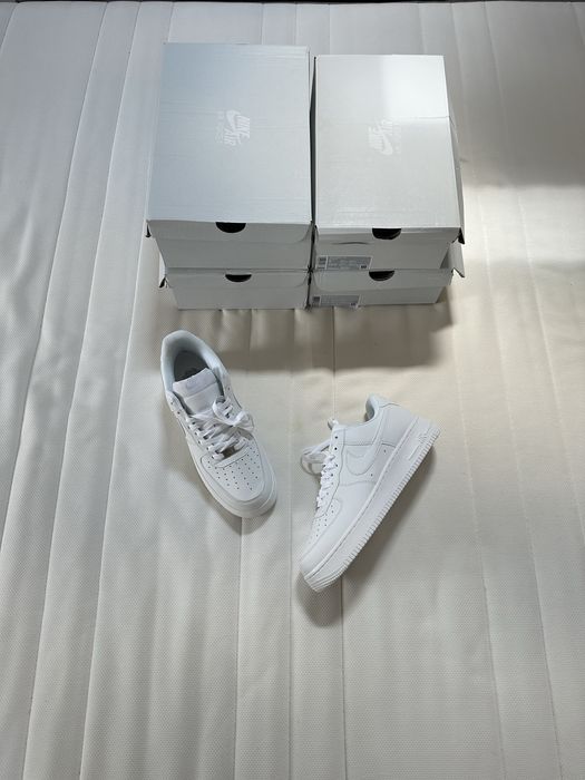 Nike Air Force 1 Triple White