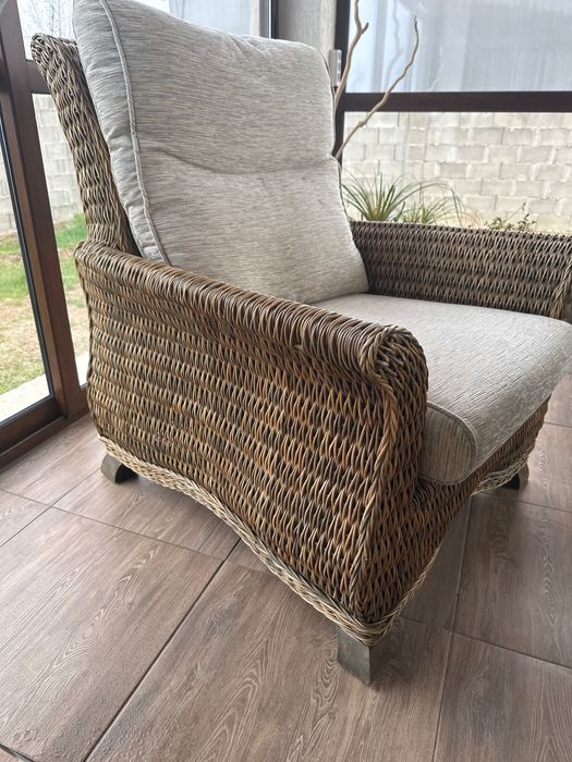 Комплект естествен ратан мебели за лятна градина