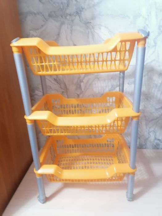 Продам полочки для мелочей