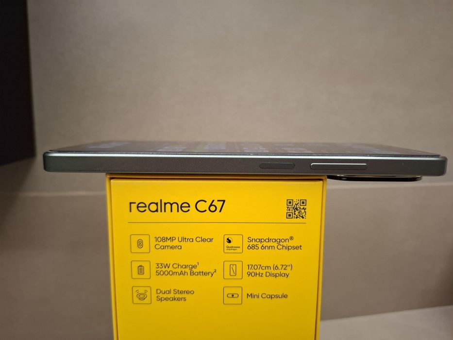 Смартфон Realme C67