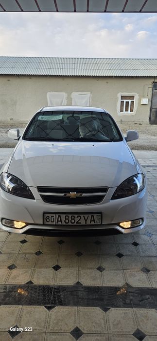 Chevrolet gentra 2023 yili xolati ideal yurgani 8 750 km