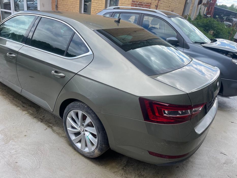 SKODA Superb 2016 — imagine 3