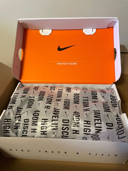 Шпайкове Nike
Dragonfly 2 
Athletics
Distance
Spikes