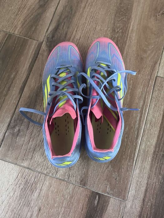 Бутонки Adidas F50