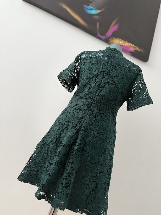 Rochie cu broderie House