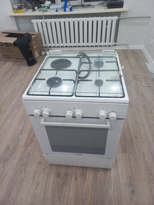 Продам газ плиту