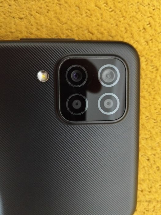 Samsung Galaxy A12