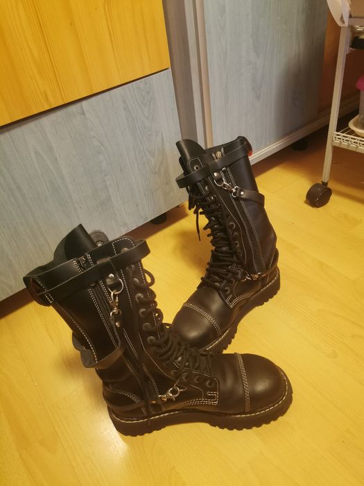 Bocanci de piele stil Rock