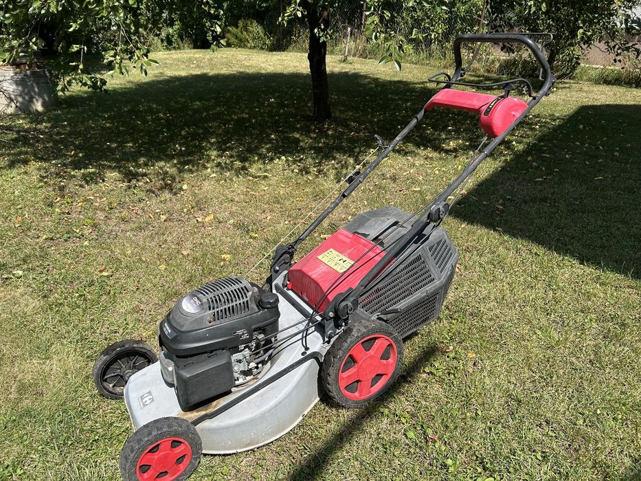 Masina de tuns iarba Honda