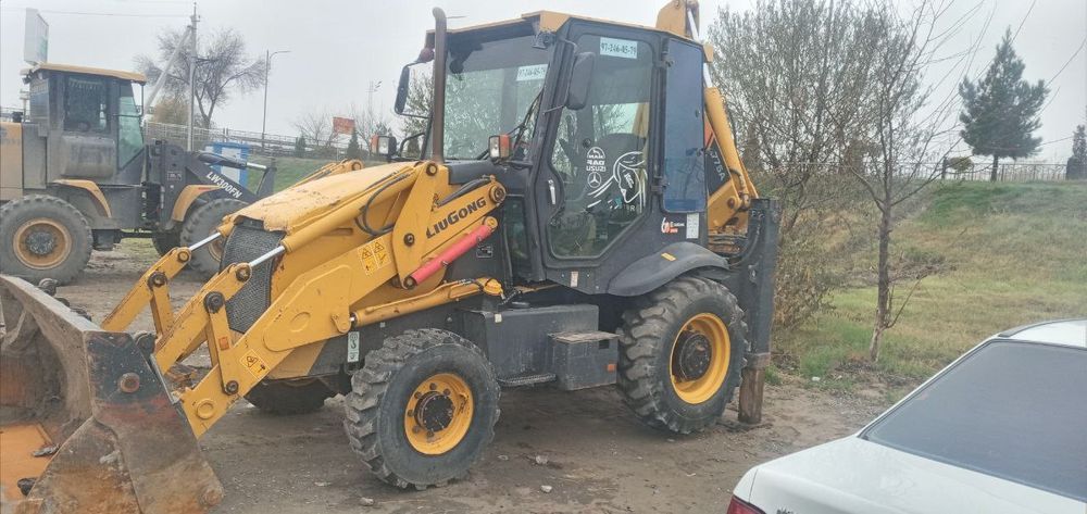 Liu Gong traktor sotiladi