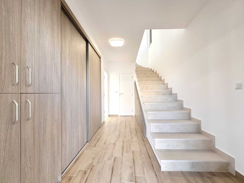 Продава се Къща в Поморие - 142 кв.м за 1901 €/кв.м - Снимка #21