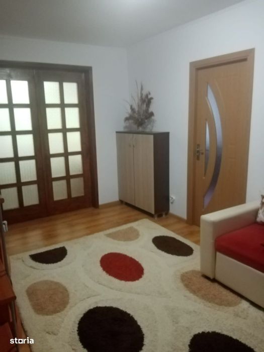 Apartament 3 camere, etajul 2