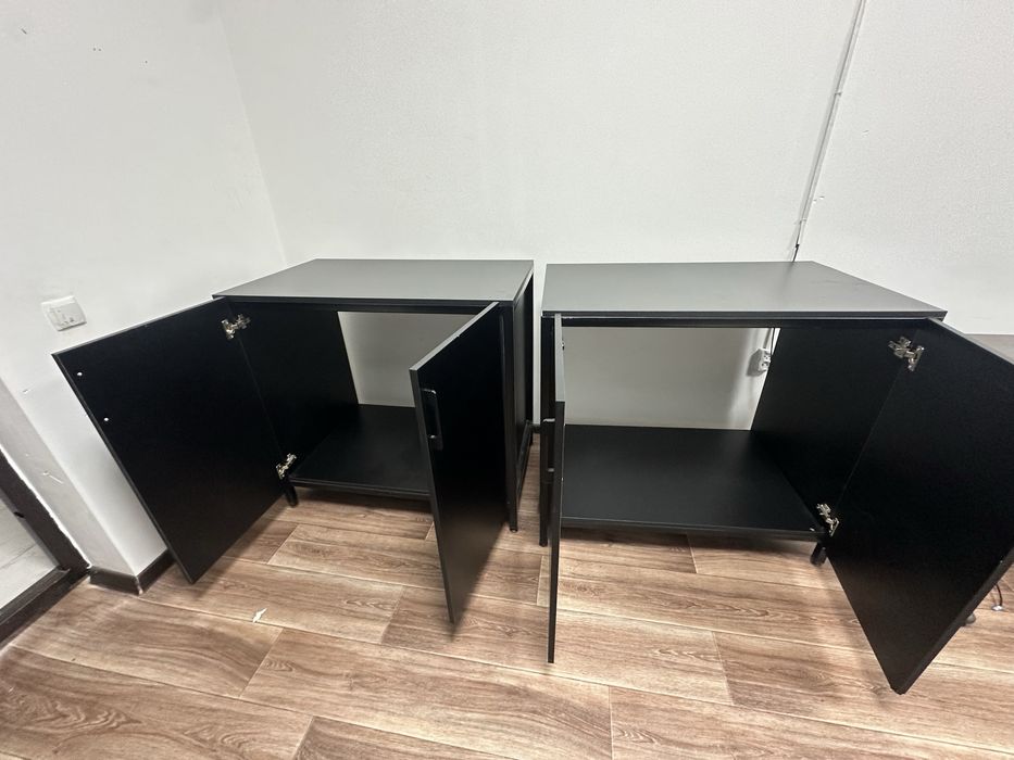 Продам 2 шкафчика. Цена указана за оба, возможен торг.